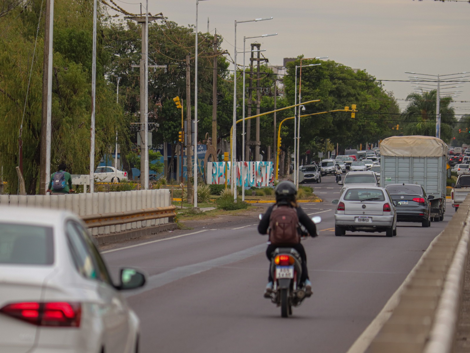 Lee más sobre el artículo Interconexión vial Reconquista – Avellaneda: El Intendente Vallejos se reunió con el Ministro Katopodis para mejorar la seguridad vial