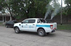 Lee más sobre el artículo Barrio por barrio, continúa la fumigación espacial y descacharrado en la ciudad