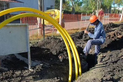 Lee más sobre el artículo Intendente Sponton celebra la aprobación de red de gas domiciliario en Malabrigo