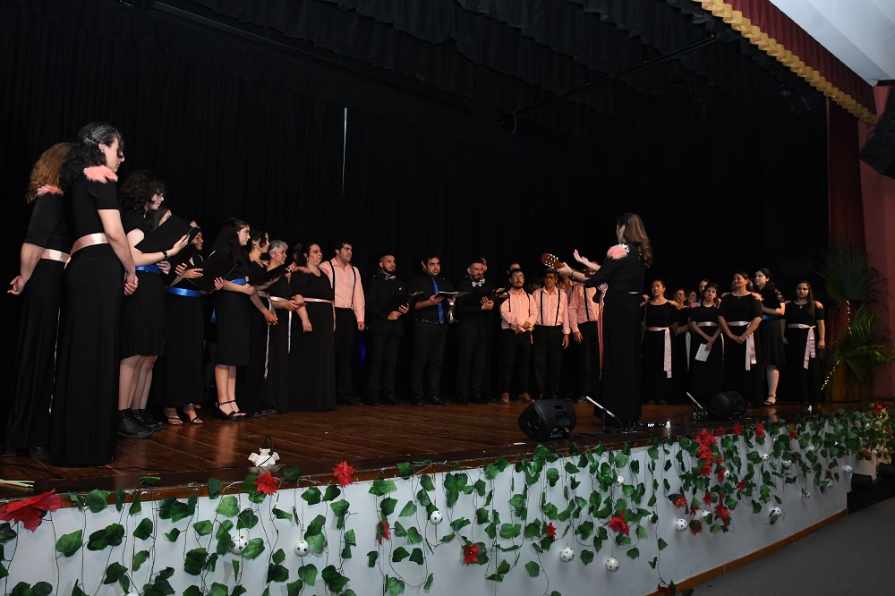 Lee más sobre el artículo Avellaneda se vistió de gala en un nuevo Festival Nacional de Coros