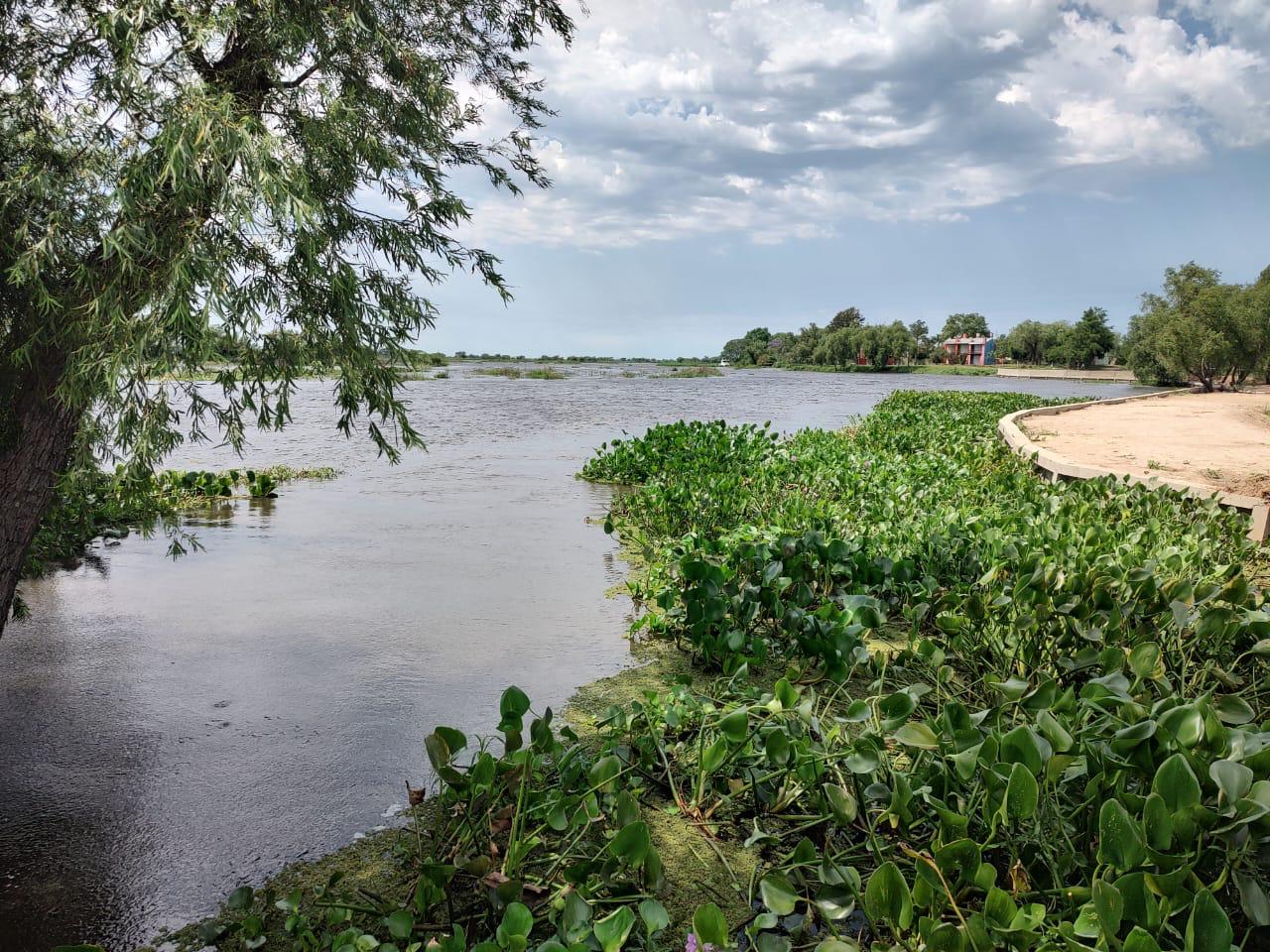 Lee más sobre el artículo Precauciones ante la situación hídrica en Romang: circulación náutica con restricciones y prohibición de baño en el río