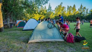 Lee más sobre el artículo Jornada de campamento en el Centro de Educación Física de Malabrigo: diversión y reflexión ambiental