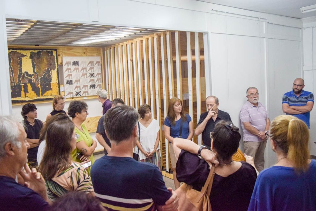 25 Salones “Manifiesto Tangible”: visita guiada a la muestra patrimonial en el Centro Cultural Municipal