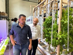 Lee más sobre el artículo Explorando el potencial productivo: El Ministro de Desarrollo Productivo visita la ciudad