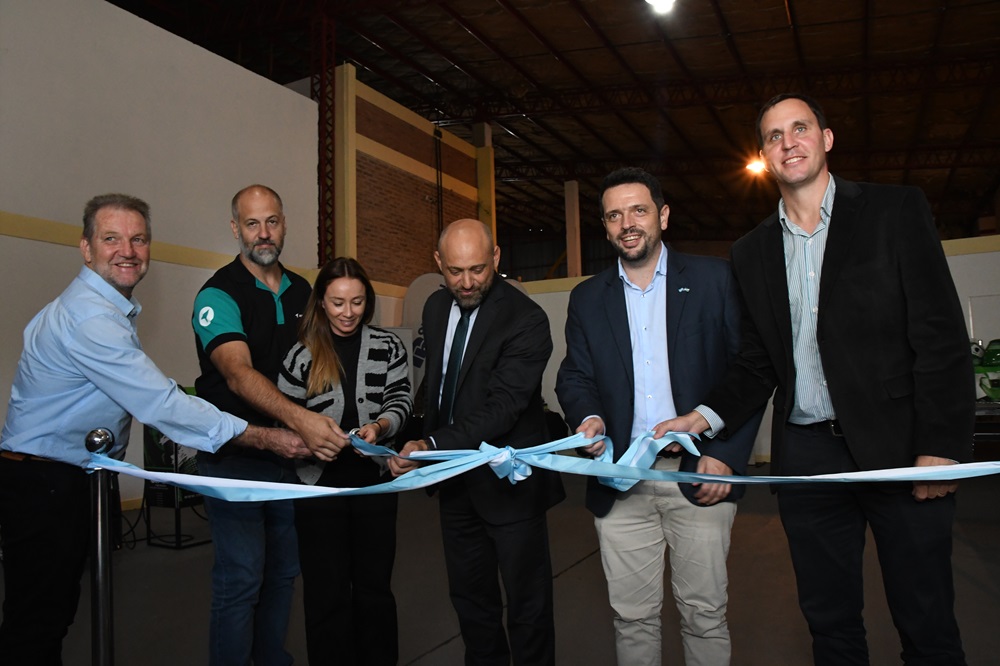 Inauguración del Primer Centro de Oficios y Desarrollo Industrial en Avellaneda