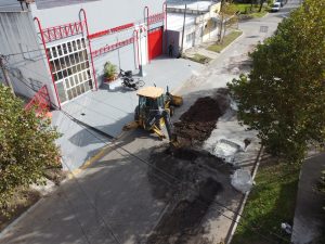 Lee más sobre el artículo La Municipalidad de Romang realiza obras de mantenimiento en varias calles