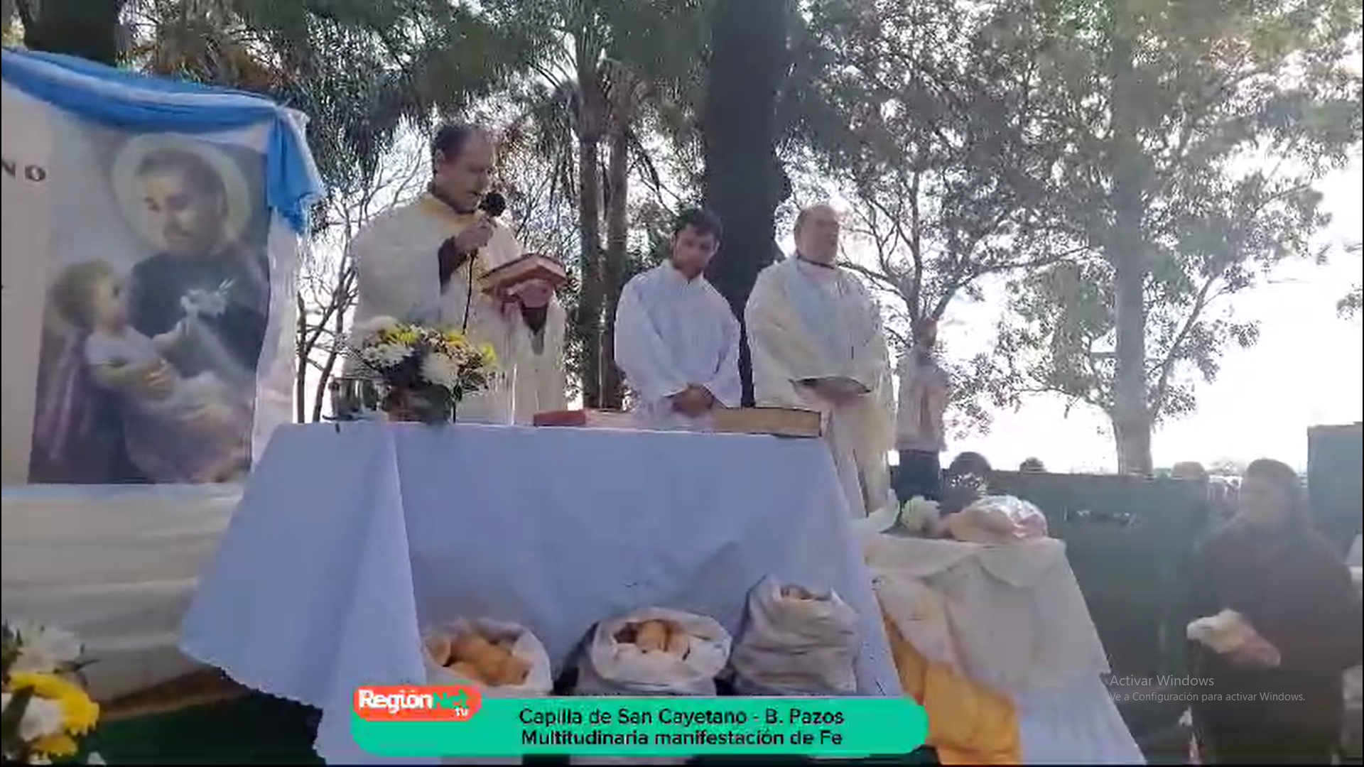 Lee más sobre el artículo Celebración del Día de San Cayetano: festejos y misas en el Santuario de Barros Pazos