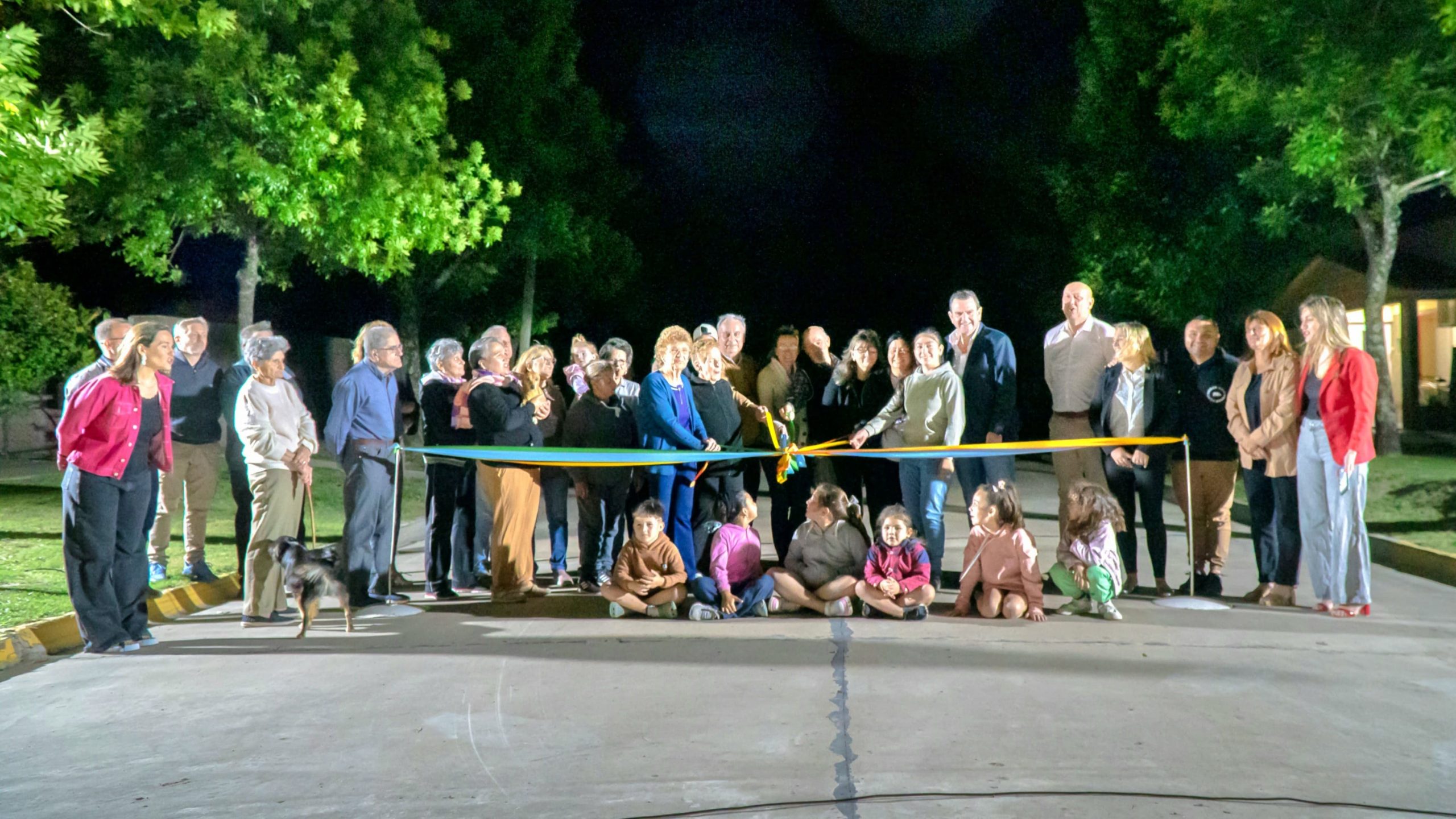 Lee más sobre el artículo Malabrigo avanza hacia una ciudad moderna y más sostenible: se inauguró la nueva Iluminación LED en calle Santiago del Estero