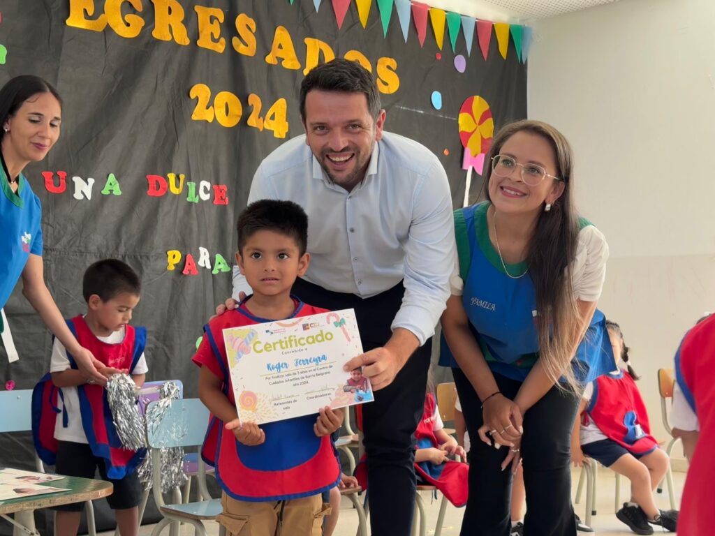 Lee más sobre el artículo 65 niños y niñas culminaron su formación en los espacios de primera infancia de Avellaneda