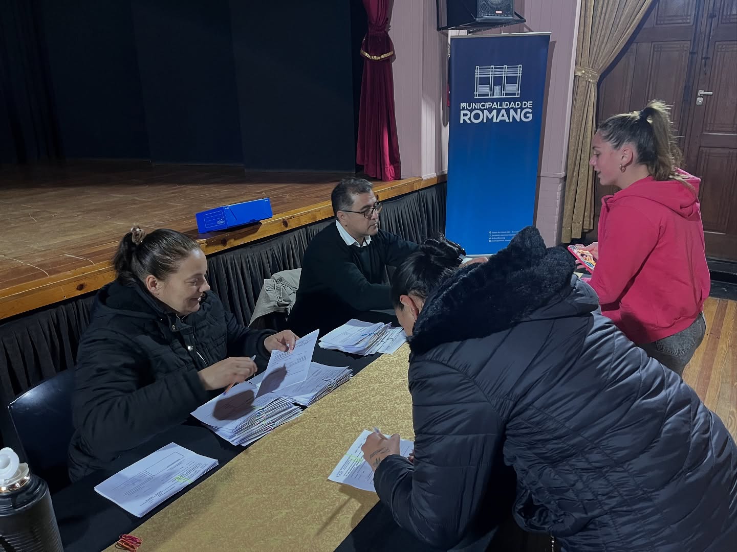 Lee más sobre el artículo Entrega de Becas Municipales en Romang