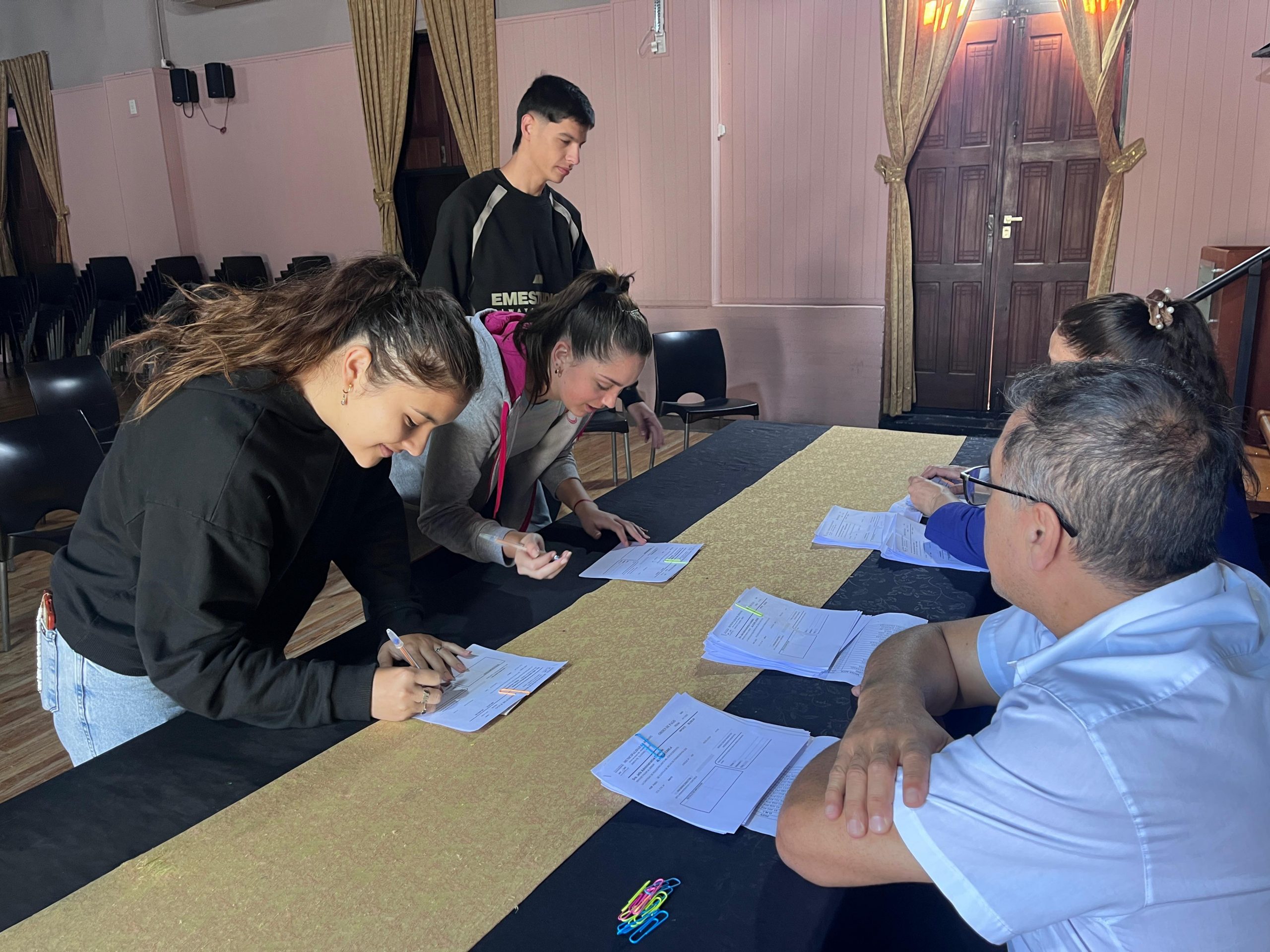 Lee más sobre el artículo Entrega de la octava y última cuota del Programa Municipal de Becas