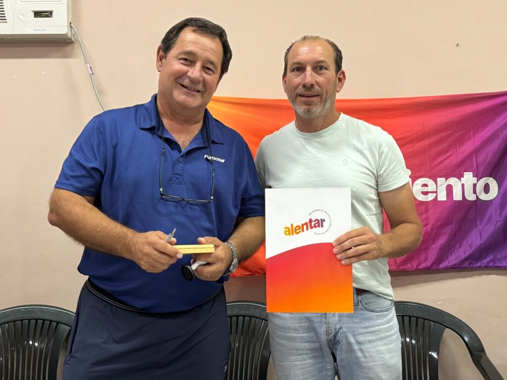 Lee más sobre el artículo Avellaneda firmó convenios del Programa Alentar para fortalecer la infraestructura deportiva