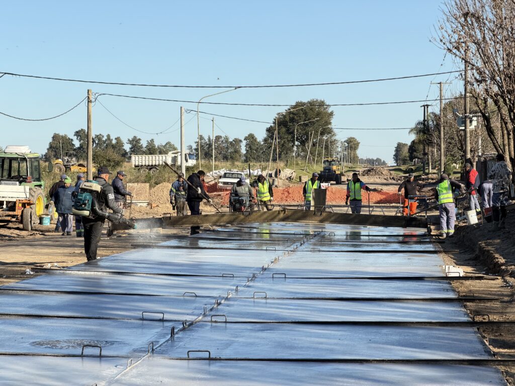 Nuevas cuadras de pavimento para mejorar la conectividad en B° Belgrano