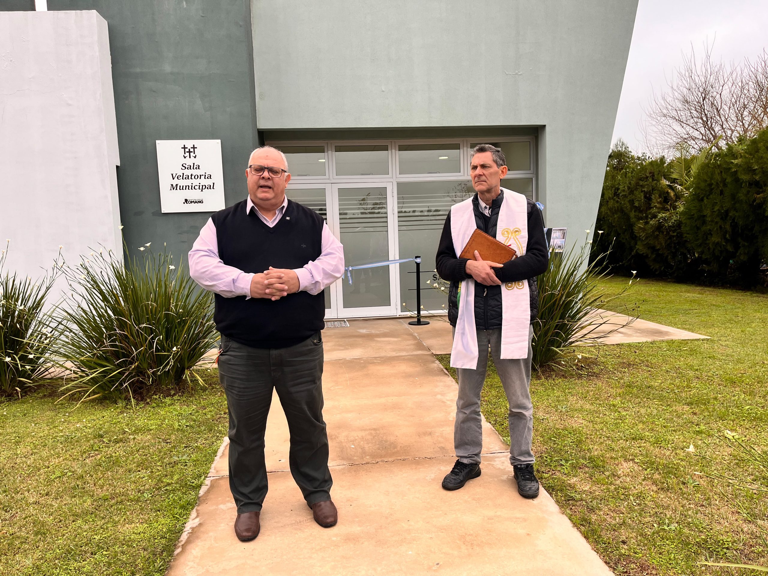Lee más sobre el artículo Romang puso en servicio la nueva Sala de Velatorios Municipal
