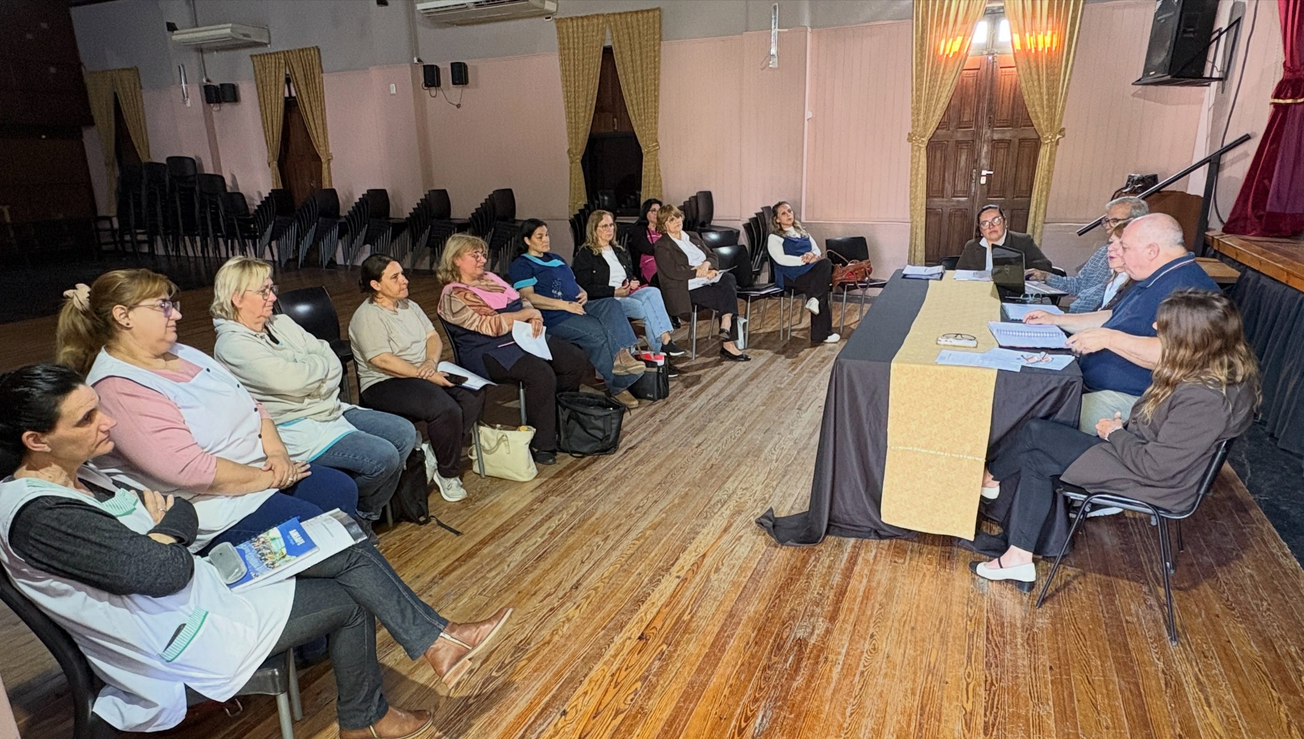 Romang proyecta una inversión superior a los $180 millones para fortalecer las escuelas públicas