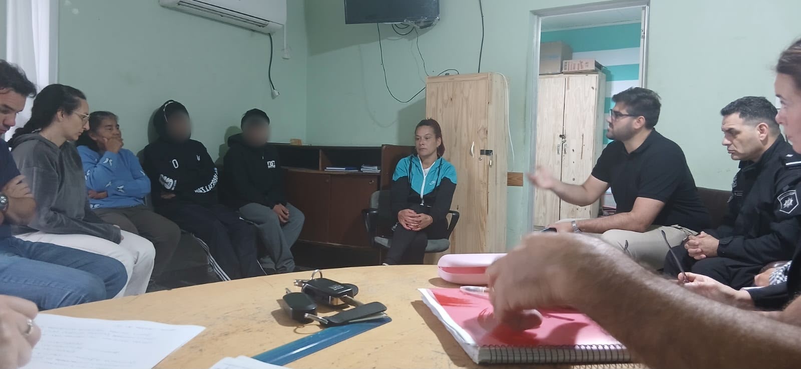 En este momento estás viendo La Municipalidad de Avellaneda citó a menores vinculados a hechos delictivos y a sus familias